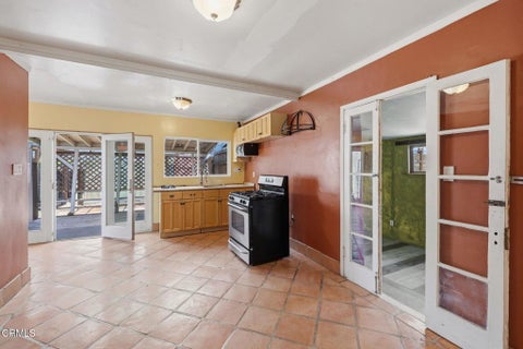 Tiny photo for 2982 Sherwin Avenue, Ventura, CA 93003 (MLS # V1-37943)