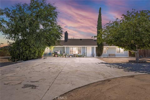 Photo of 11470 Hawthorne AVE, Hesperia, CA 92345 (MLS # CV26139015)