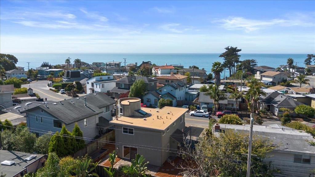 526 Middlefield Drive