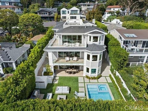 Photo of 14800 Mc Kendree Ave Ave, Pacific Palisades, CA 90272 (MLS # SR26143364)