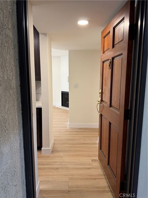Photo of 1207 N Columbus Avenue #102, Glendale, CA 91202 (MLS # SR26153587)