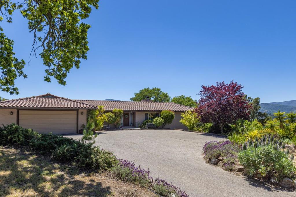 34998 Sky Ranch Road
