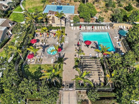 Photo of 7 Big Dipper Court, Newport Beach, CA 92663 (MLS # OC26098964)