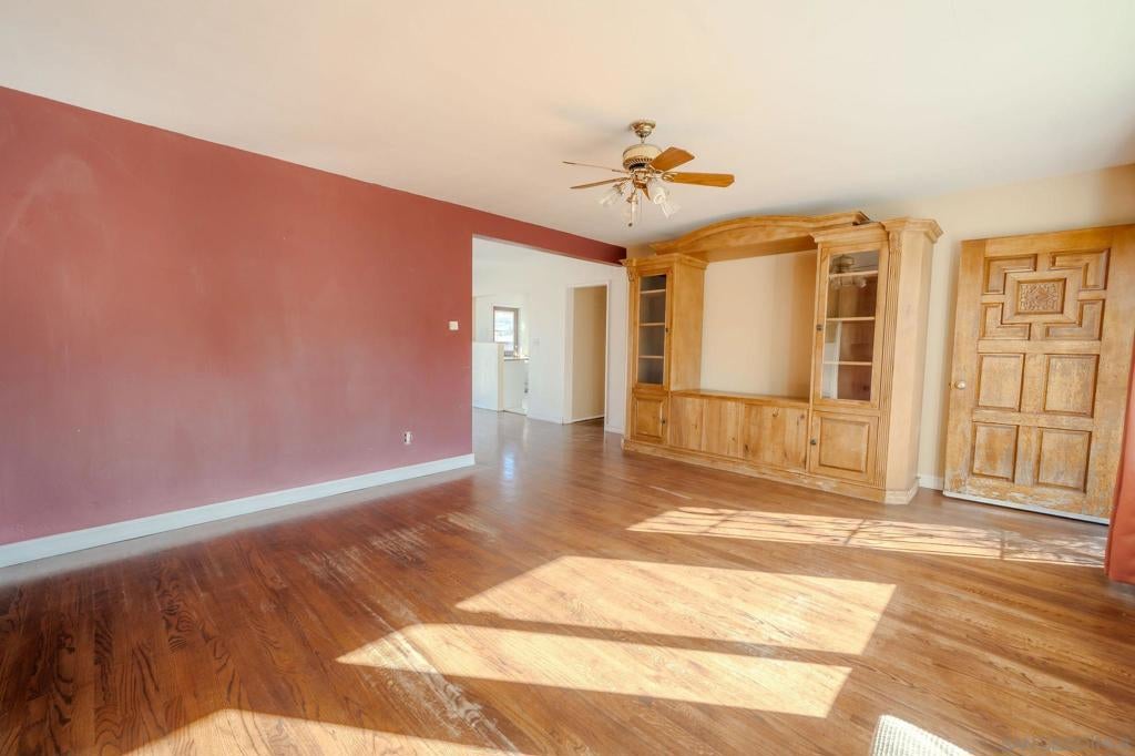 2361 Calle Tortuosa