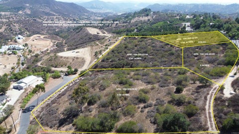 Photo of Mission Ridge Lane 22, Fallbrook, CA 92028 (MLS # NDP2608725)