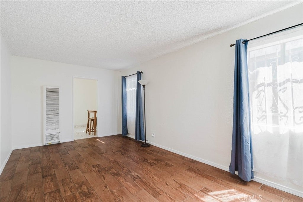 1309 W 131st Street