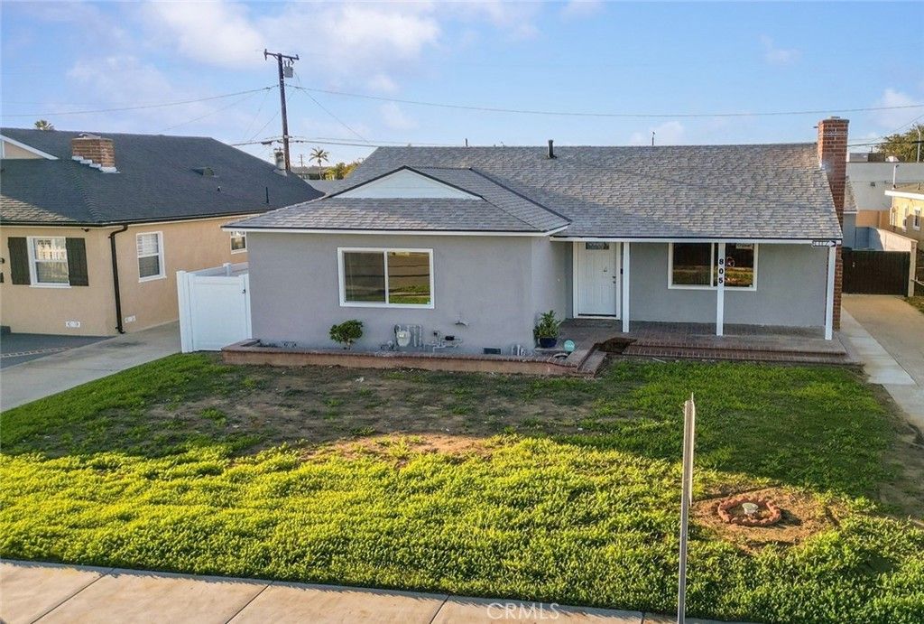 Photo of 805 S 10th Street, Montebello, CA 90640 (MLS # CV25266358)