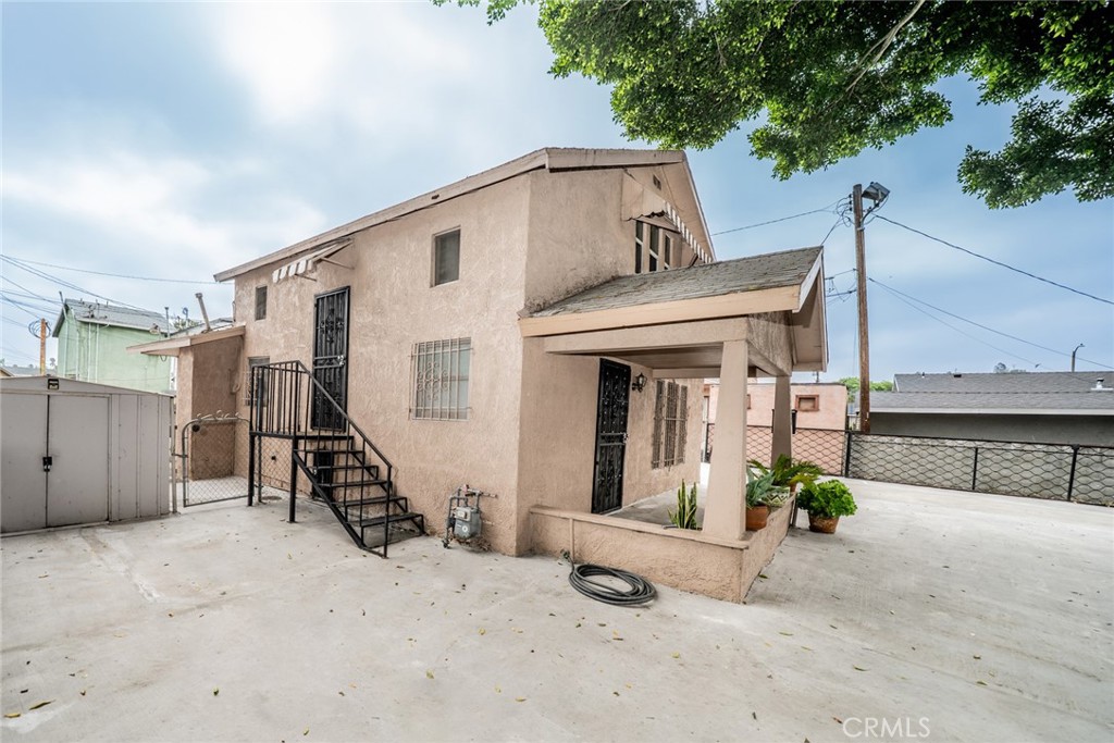 3340 N Eastern