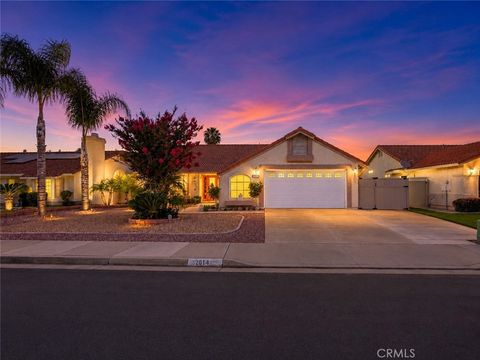 Photo of 30114 Pebble Beach DR, Menifee, CA 92586 (MLS # SW26153088)