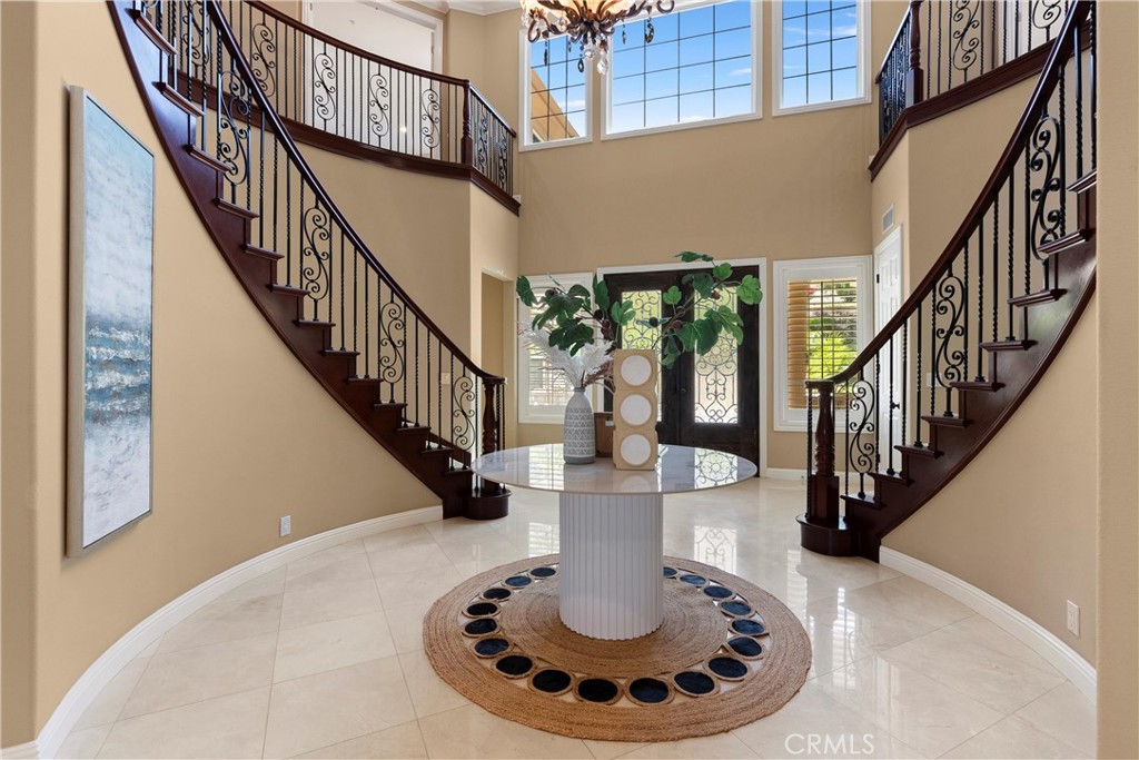 3333 Gardenia Lane