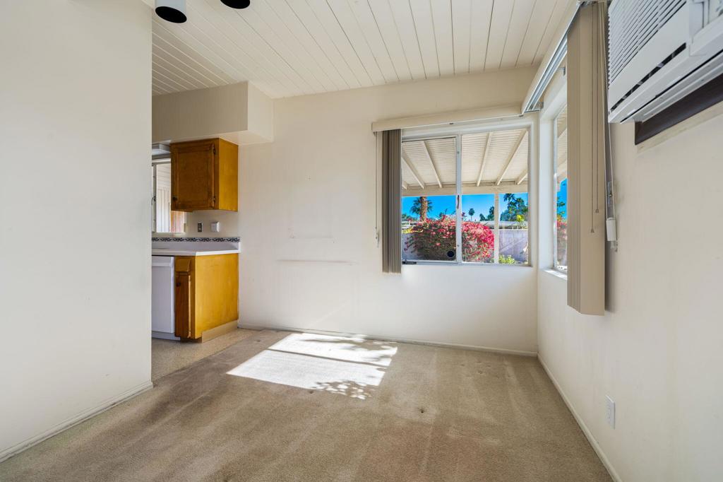 Little Beverly Hills - Residential