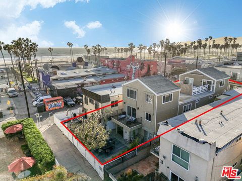 11 19th Avenue Venice CA 90291