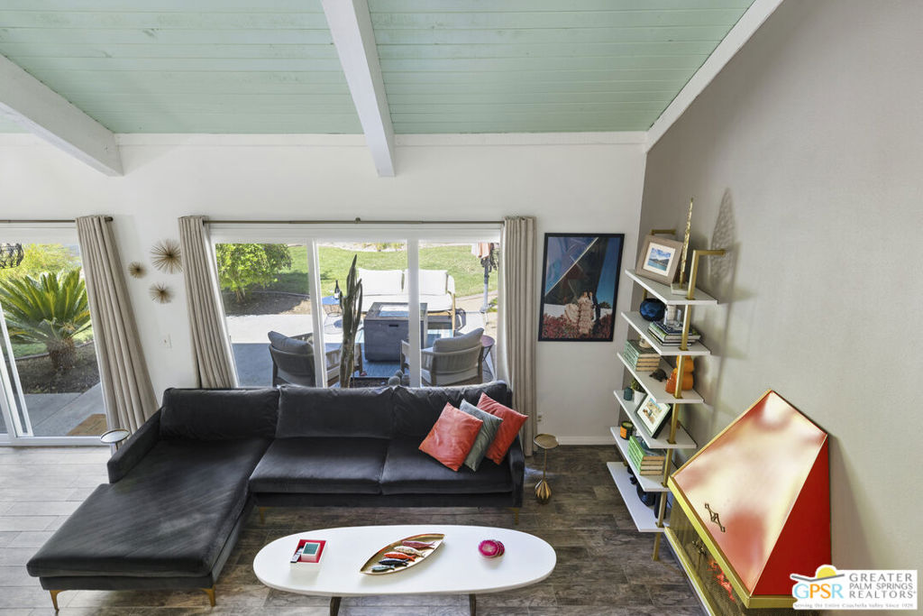 Small Mountain - Residential