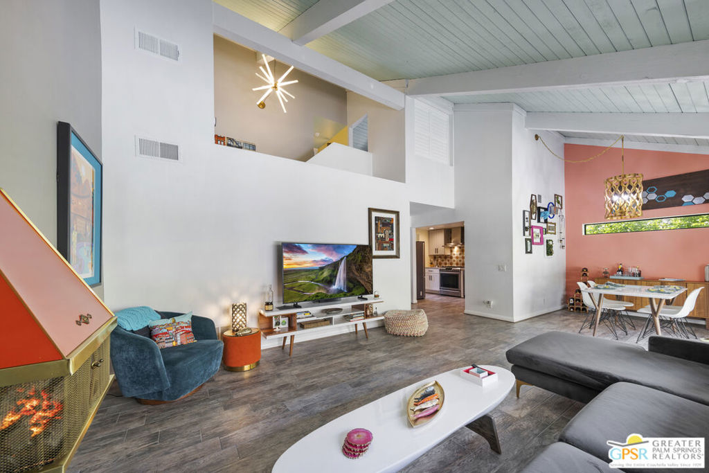 Small Mountain - Residential