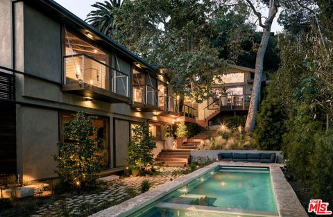 415 Mesa Road Santa Monica CA 90402