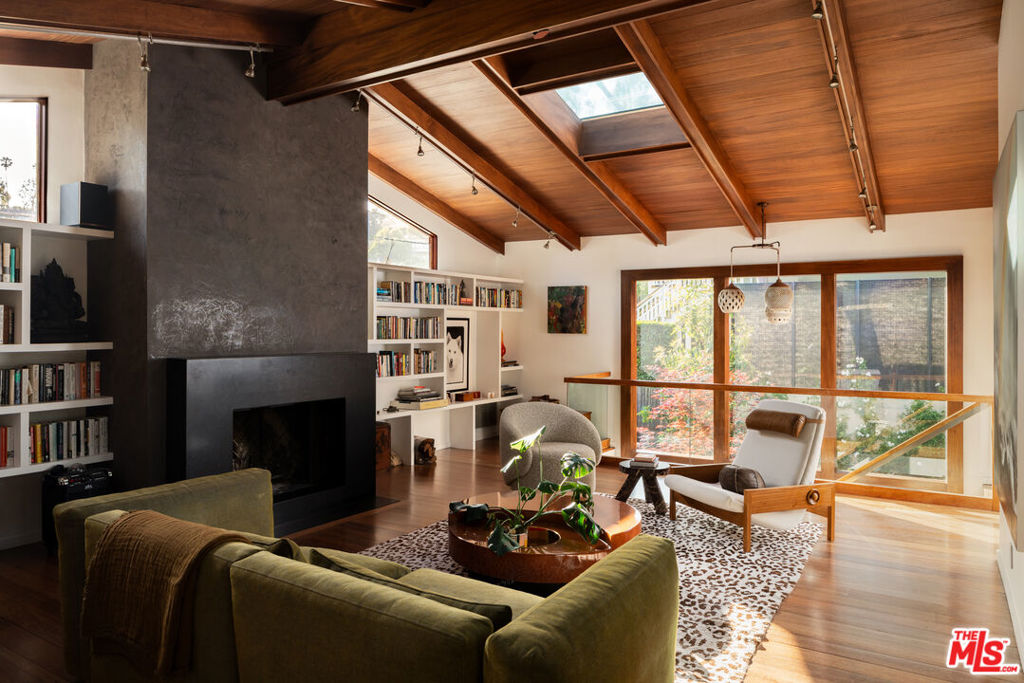 415 Mesa Road