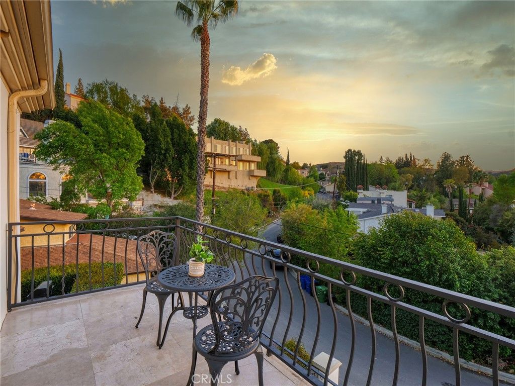 Photo of 4862 Galendo Street, Woodland Hills, CA 91364 (MLS # AR25190135)
