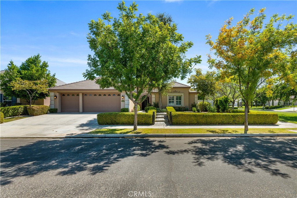 Step into elegance with this stunning 5-bedroom, 3-bath residence offering 2,928 sq. ft. of sophisticated living space in one of the area’s most sought-after gated communities. Designed for both comfort and style, this home features soaring ceilings, abundant natural light, and high-end finishes throughout.
The gourmet kitchen is a chef’s dream, boasting custom cabinetry, premium stainless-steel appliances, and a spacious island perfect for entertaining. The open-concept living and dining areas flow seamlessly to your private backyard oasis—complete with a sparkling pool, covered patio, and lush landscaping.
Retreat to the luxurious primary suite with a spa-inspired ensuite bath, featuring dual vanities, a soaking tub, and a separate walk-in shower. Additional bedrooms are generously sized, offering flexibility for family, guests, or a home office.
Located in a secure, amenity-rich gated community, residents enjoy peace of mind along with access to walking trails, parks, and nearby shopping and dining. This is more than just a home—it’s a lifestyle.