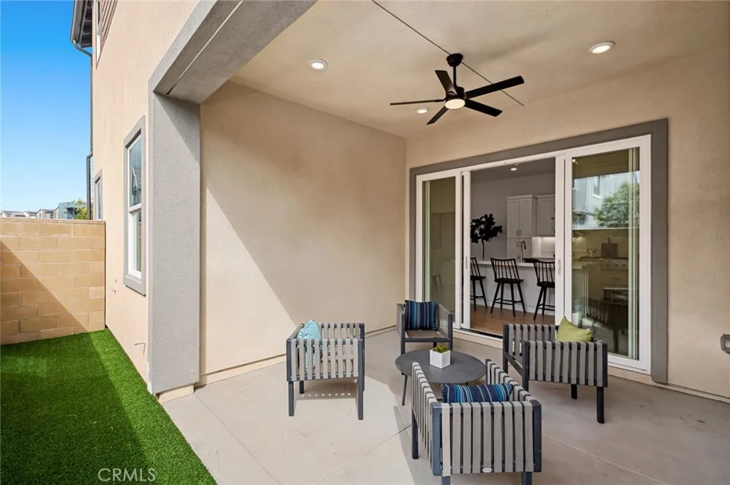 Irvine, California 92618, United States, 4 Bedrooms Bedrooms, ,4 BathroomsBathrooms,Residential,Active,207712