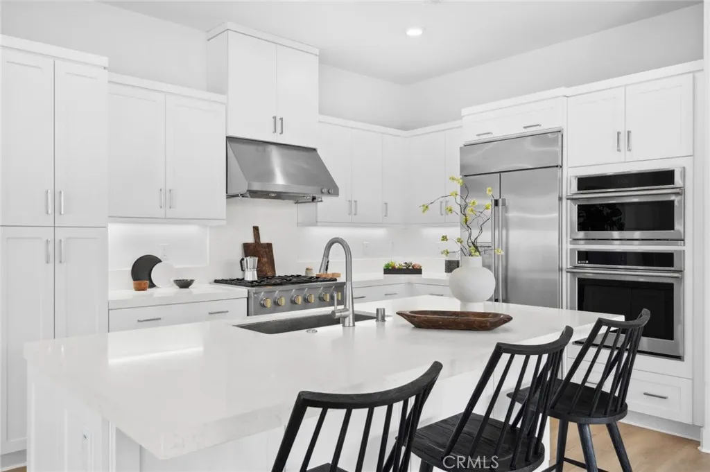 Irvine, California 92618, United States, 4 Bedrooms Bedrooms, ,4 BathroomsBathrooms,Residential,Active,207712