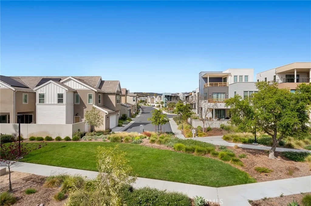 Irvine, California 92618, United States, 4 Bedrooms Bedrooms, ,4 BathroomsBathrooms,Residential,Active,207712