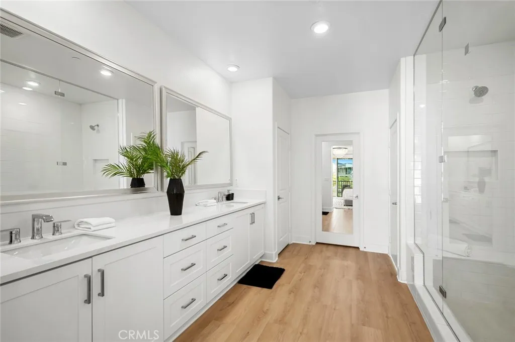 Irvine, California 92618, United States, 4 Bedrooms Bedrooms, ,4 BathroomsBathrooms,Residential,Active,207712