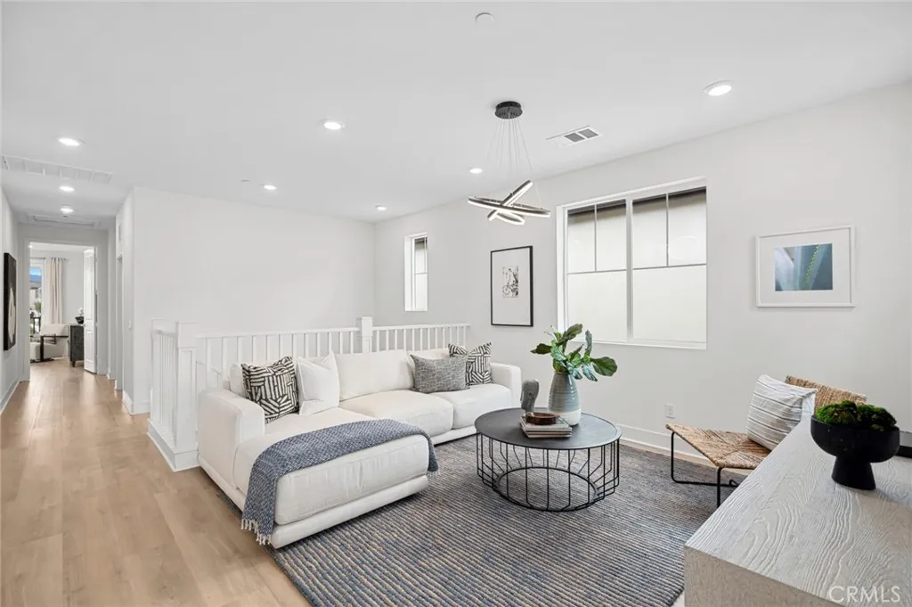 Irvine, California 92618, United States, 4 Bedrooms Bedrooms, ,4 BathroomsBathrooms,Residential,Active,207712