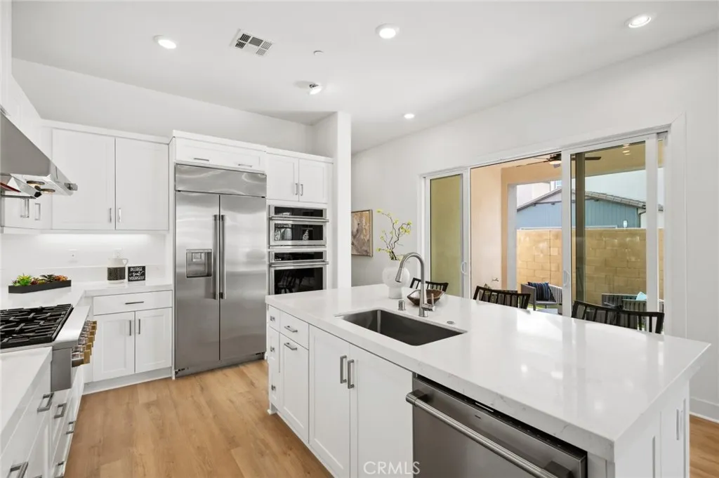 Irvine, California 92618, United States, 4 Bedrooms Bedrooms, ,4 BathroomsBathrooms,Residential,Active,207712