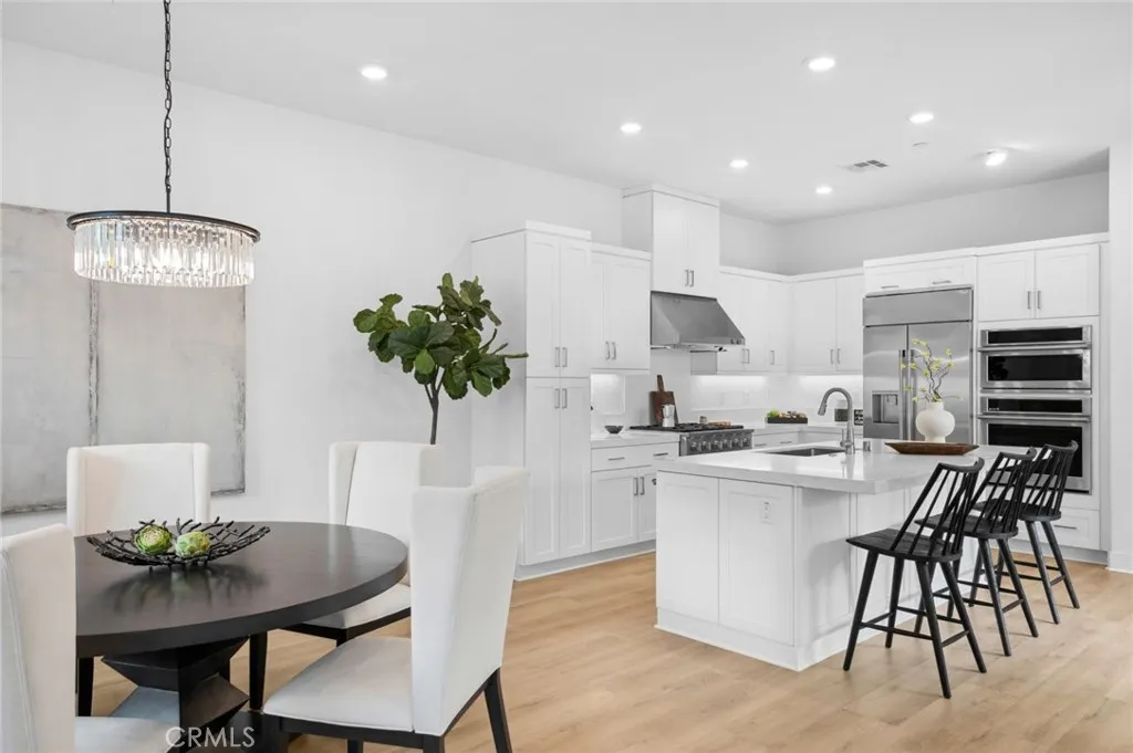 Irvine, California 92618, United States, 4 Bedrooms Bedrooms, ,4 BathroomsBathrooms,Residential,Active,207712