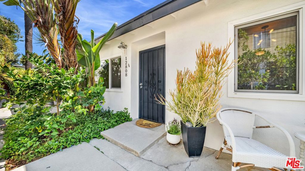 Elegant 2bed 1bath single story remodeled beach bungalow with no common walls in a serene garden like setting, on a quiet street in Mar Vista. The updated and open kitchen has stainless steel appliances, quartz countertops and lots of cabinets. The living room and dining room are both spacious with lots of light and all newer dual pane windows throughout. Two well sized bedrooms, each with walk-in closets and separated by a hallway filled with floor to ceiling cabinets. The remodeled bathroom has a tub & shower. Other features include engineered wood floors, AC, ceiling fans in both bedrooms and the living room, one assigned & covered parking spot with additional storage and a private gardening area. Smaller dog or one cat will be considered for a nominal monthly fee.
