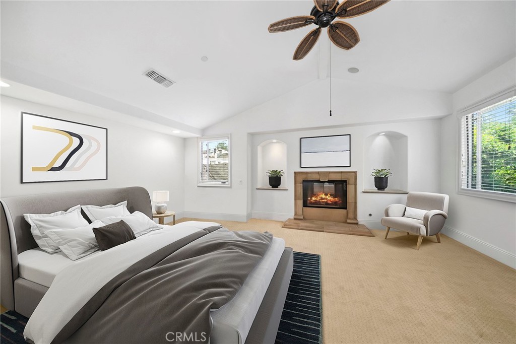 Corona del Mar South of PCH (CDMS) - Residential Lease