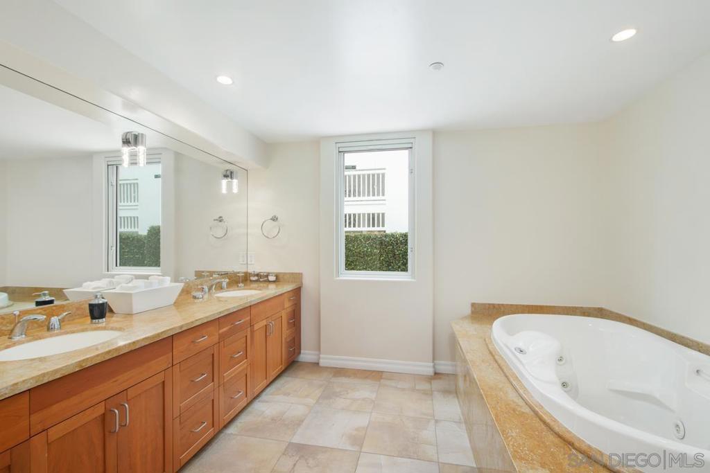 La Jolla - Residential