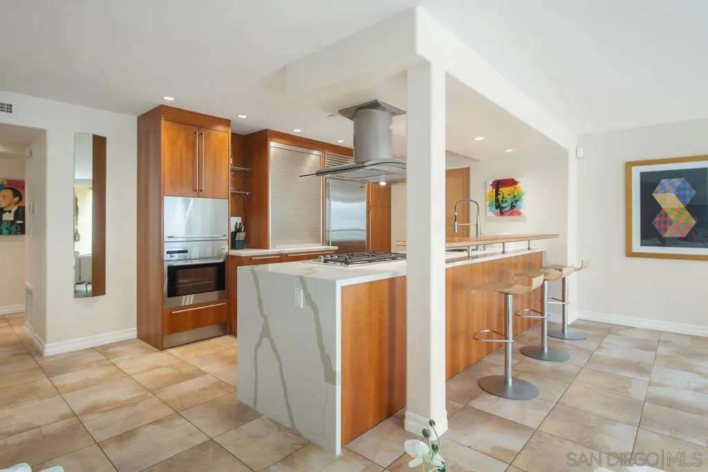 La Jolla, California 92037, United States, 3 Bedrooms Bedrooms, ,3 BathroomsBathrooms,Residential,Active,214940