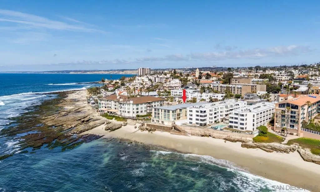 La Jolla, California 92037, United States, 3 Bedrooms Bedrooms, ,3 BathroomsBathrooms,Residential,Active,214940