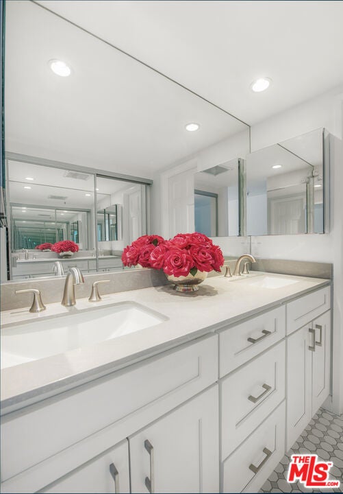 38 Sea Island Drive, Newport Beach CA 92660 - Photo 18
