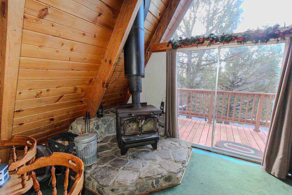 Photo of 1500 Wolf Road, Big Bear, CA 92315 (MLS # 219149025PS)