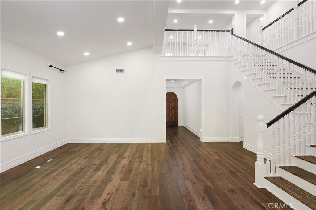 Photo of 22 Shadybend, Irvine, CA 92602 (MLS # TR26054568)