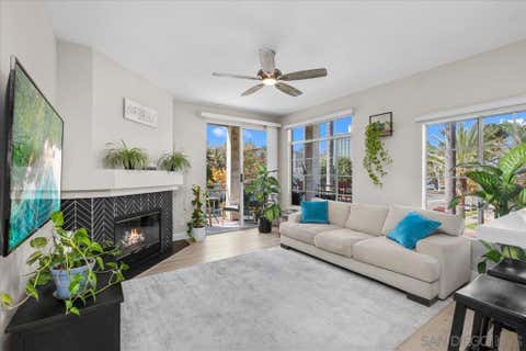 Photo of 2150 Camino de la Reina #4204, San Diego, CA 92108 (MLS # 260020531SD)