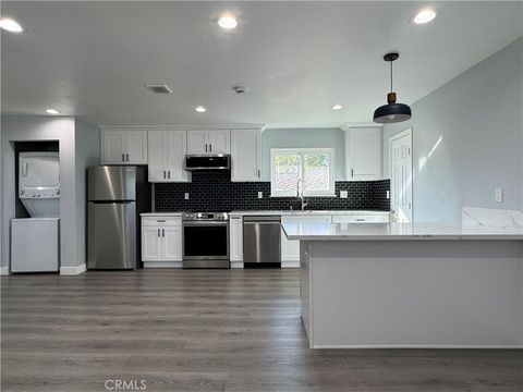 Photo of 1533 W Laster Ave #B, Anaheim, CA 92802 (MLS # NP26023200)