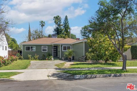 Photo of 7020 Oakdale Avenue, Winnetka, CA 91306 (MLS # 26667219)