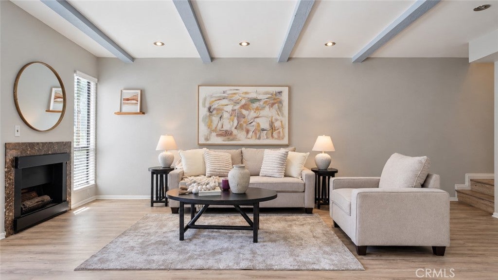 455 W Duarte Road 4
