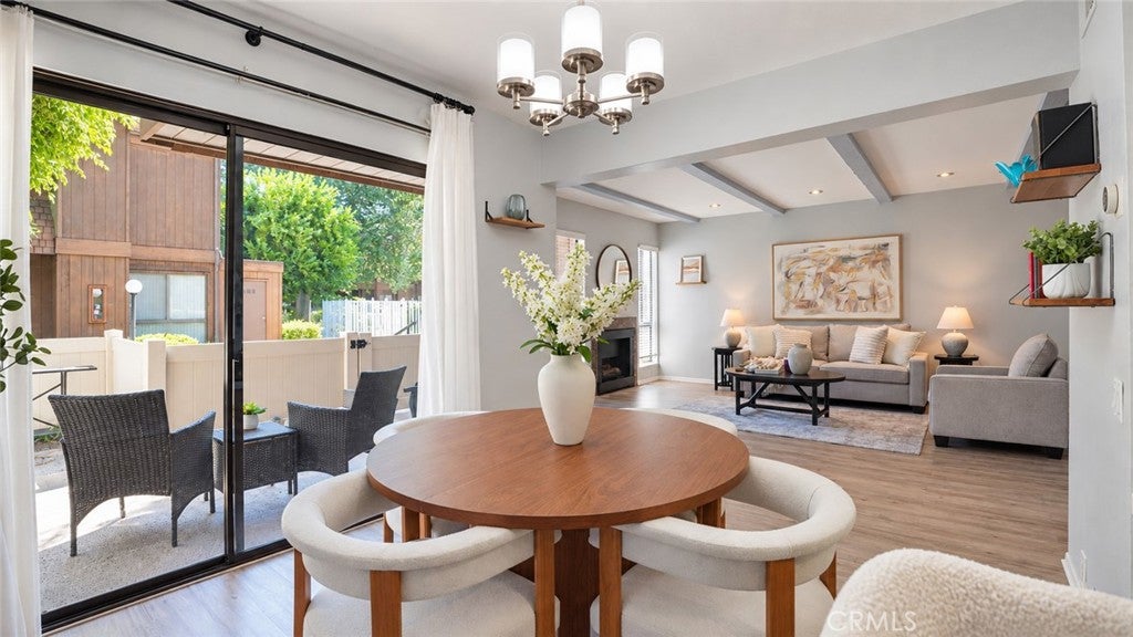 455 W Duarte Road 4