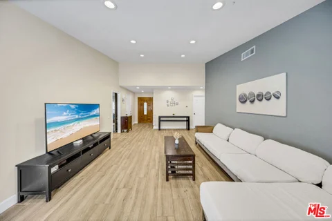 MLS: 26101685