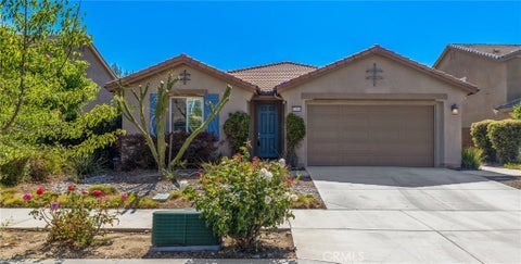 Photo of 37568 River Oats Lane, Murrieta, CA 92563 (MLS # SW26139858)