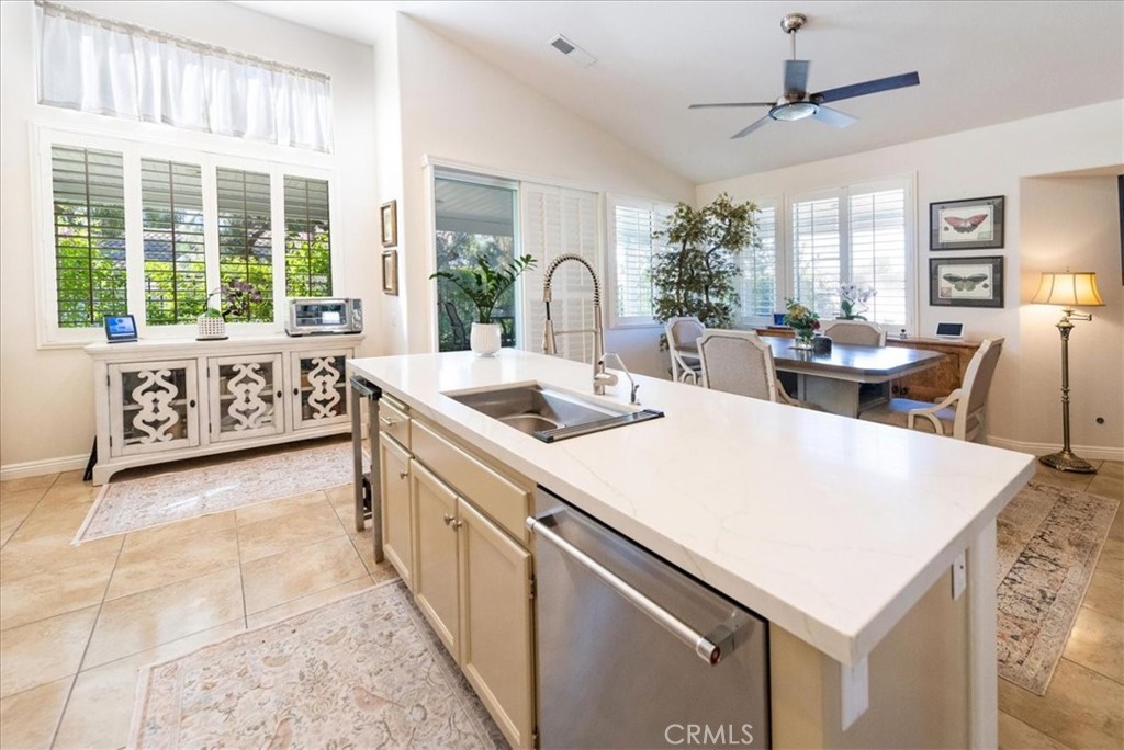 40494 Calle Lampara