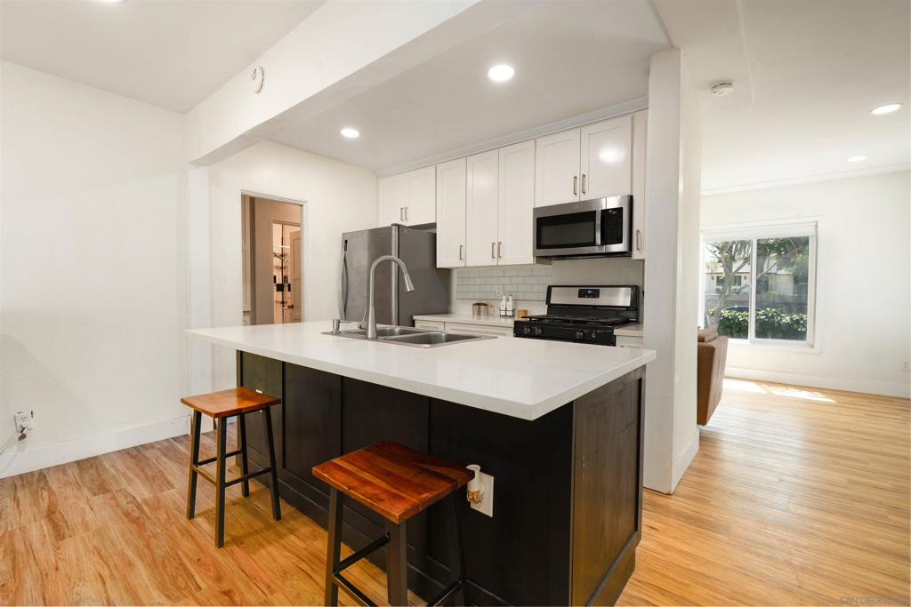 1015 4th Ave.