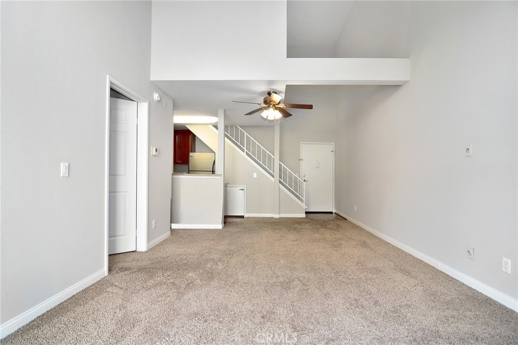 5500 Owensmouth Avenue 311