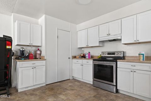 Tiny photo for 729 Ivywood Drive, Oxnard, CA 93030 (MLS # V1-34929)