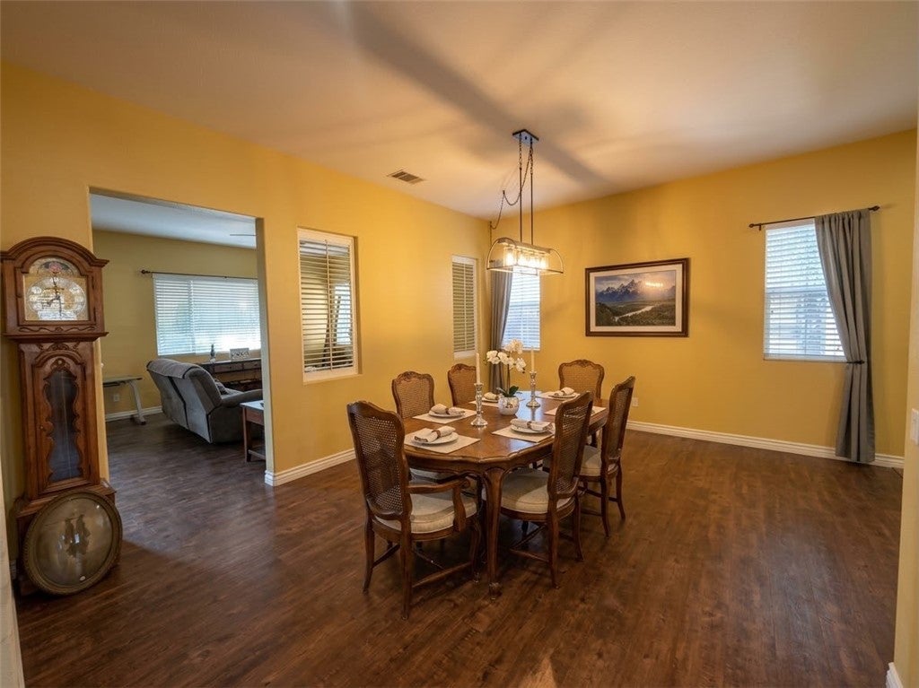 8659 Barnwood