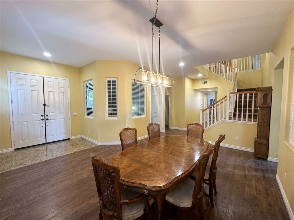 8659 Barnwood